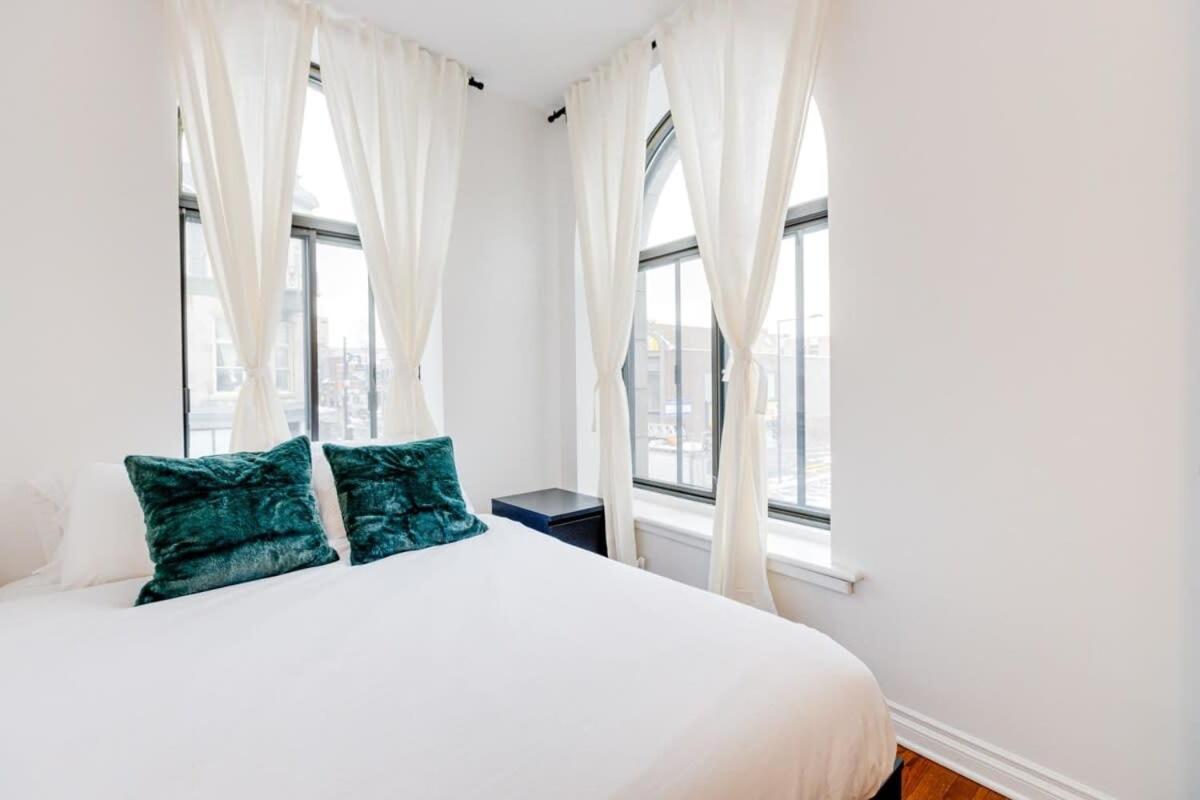 蒙特利尔M11 Gorgeous Bright Corner 2Br In Heart Of Mtl公寓 外观 照片